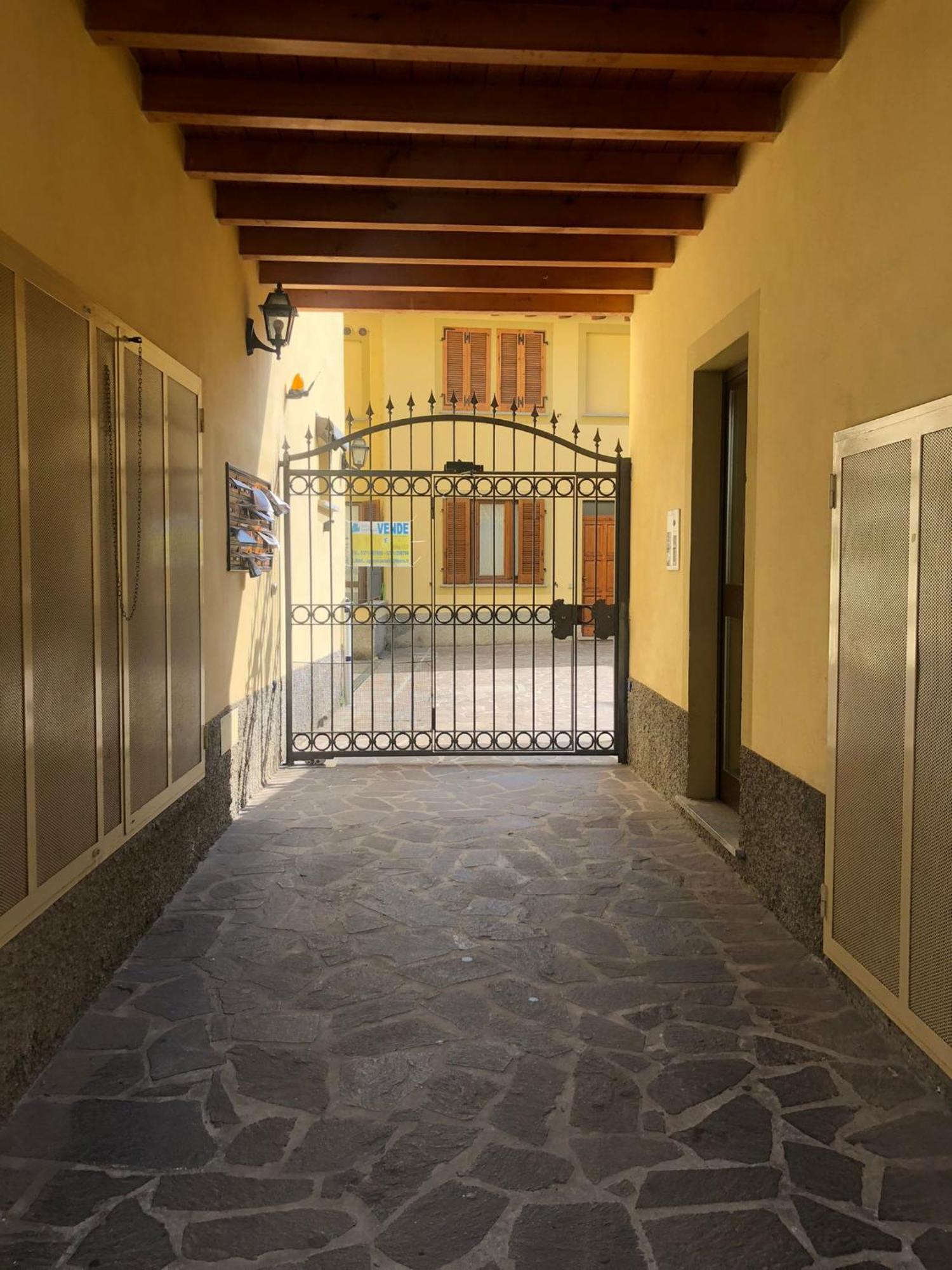 Bed & Breakfast Monti 85 Bed & Breakfast San Colombano al Lambro Exterior photo