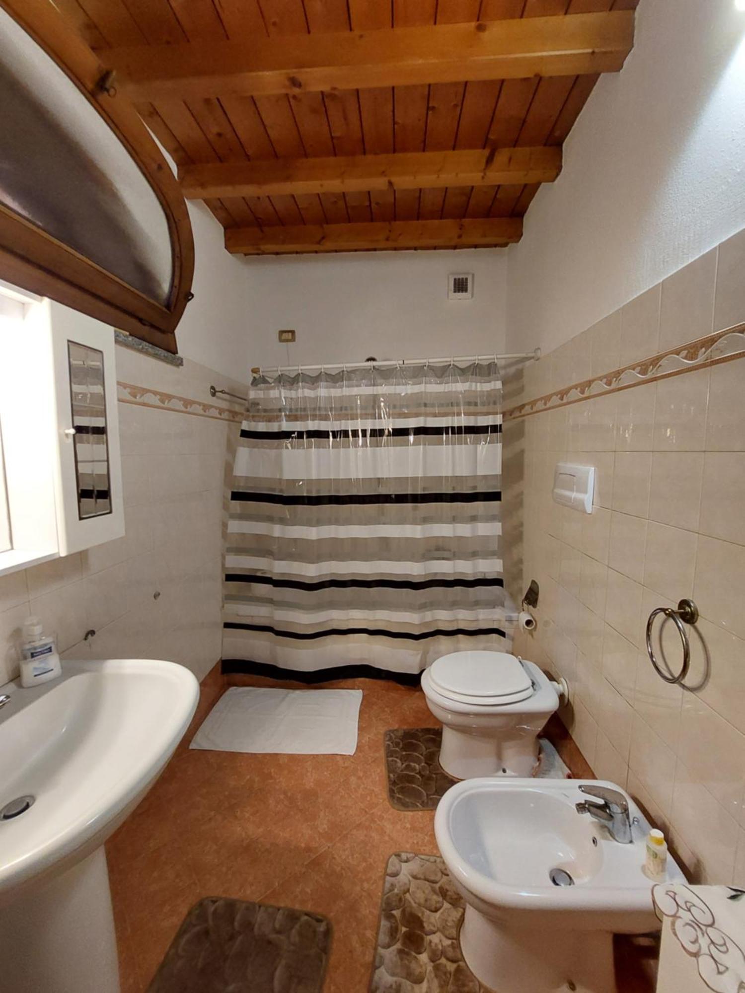 Bed & Breakfast Monti 85 Bed & Breakfast San Colombano al Lambro Exterior photo